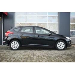 Ford Focus 1.0 EcoBoost Trend Airco/Navi/PDC/5-deurs