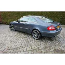 Mercedes-benz CLK-klasse Coupé 320 Elegance