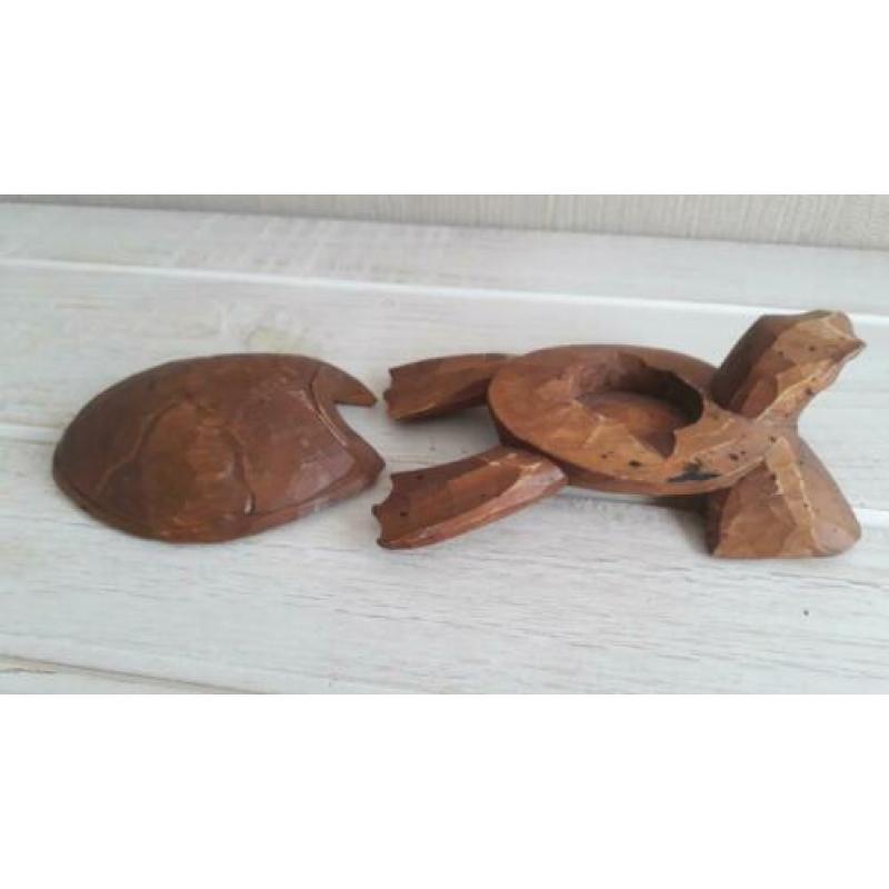 houtsnijwerk houten schildpad
