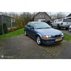 Sportieve BMW 328i Executive M bj 1999 Youngtimer nwe apk!