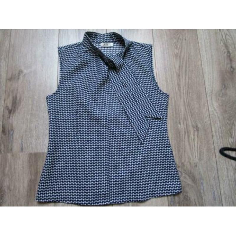 NIEUW zwart/wit + top van College Style (Emma) maat S.