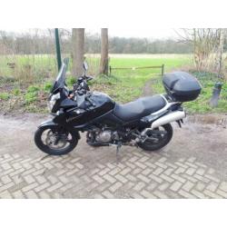 Suzuki DL1000 V-Strom, Zwart, 20724km, Middenbok, Schadevrij