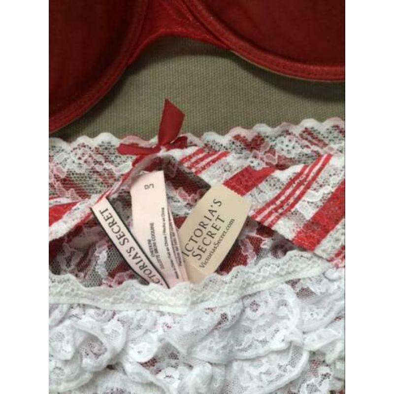 Victoria’s secret bh 80 DD string L nieuw
