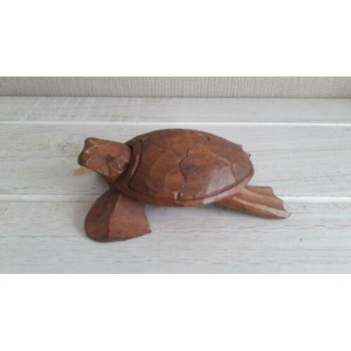 houtsnijwerk houten schildpad