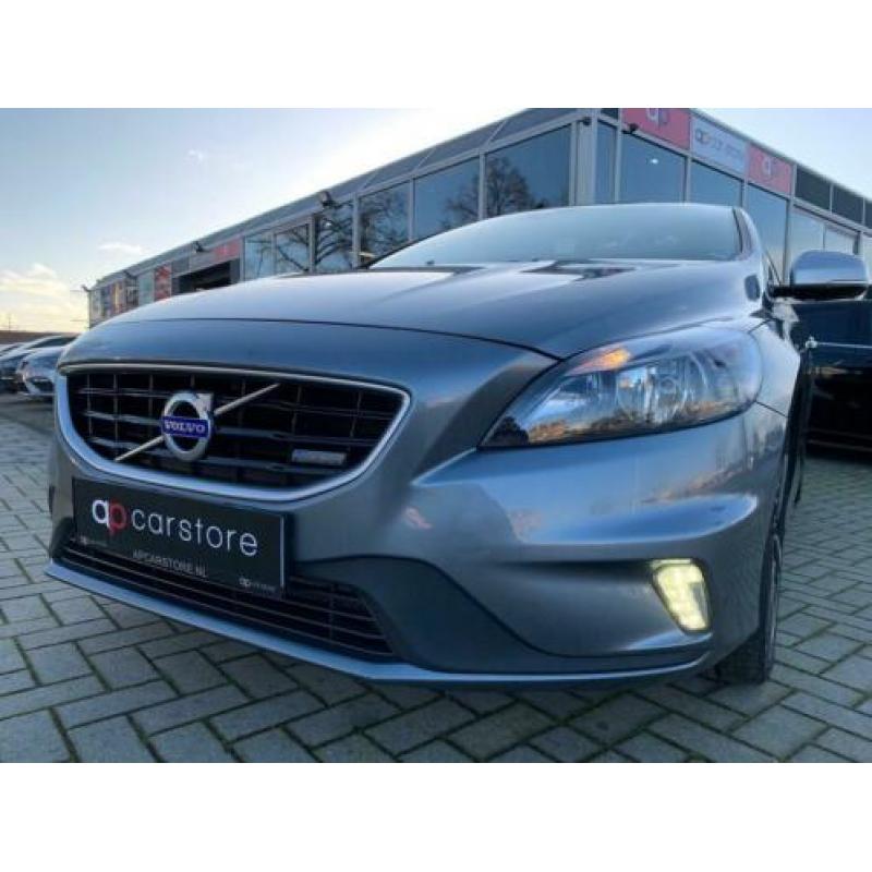 Volvo V40 2.0 D4 R-Design AUTOMAAT