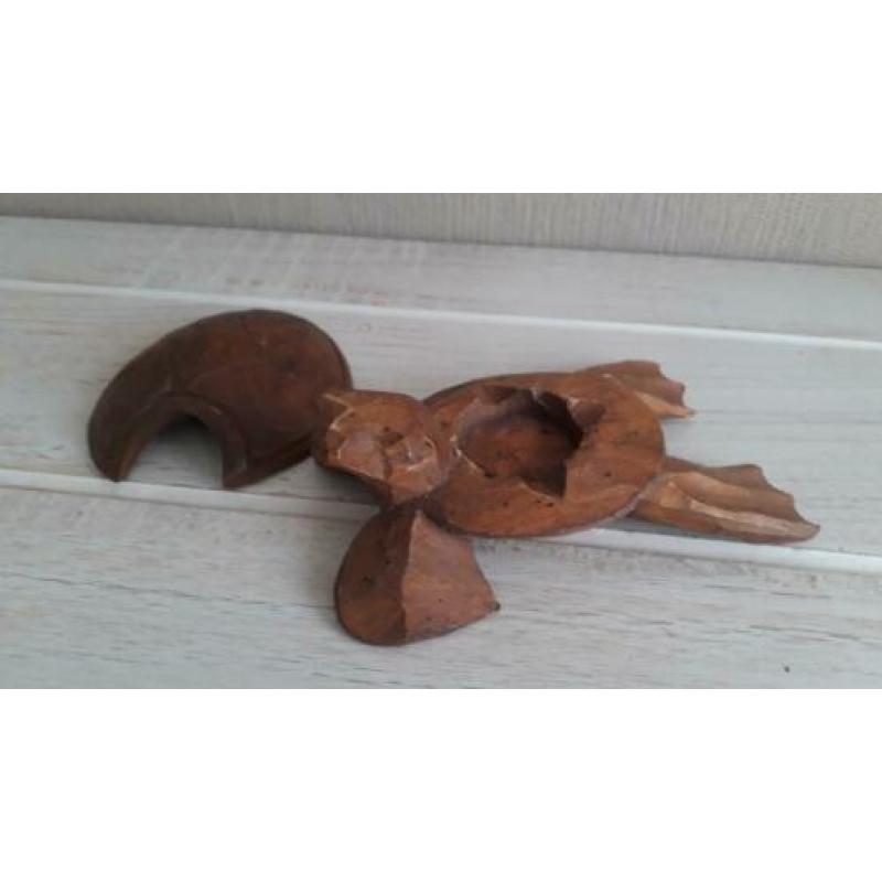 houtsnijwerk houten schildpad