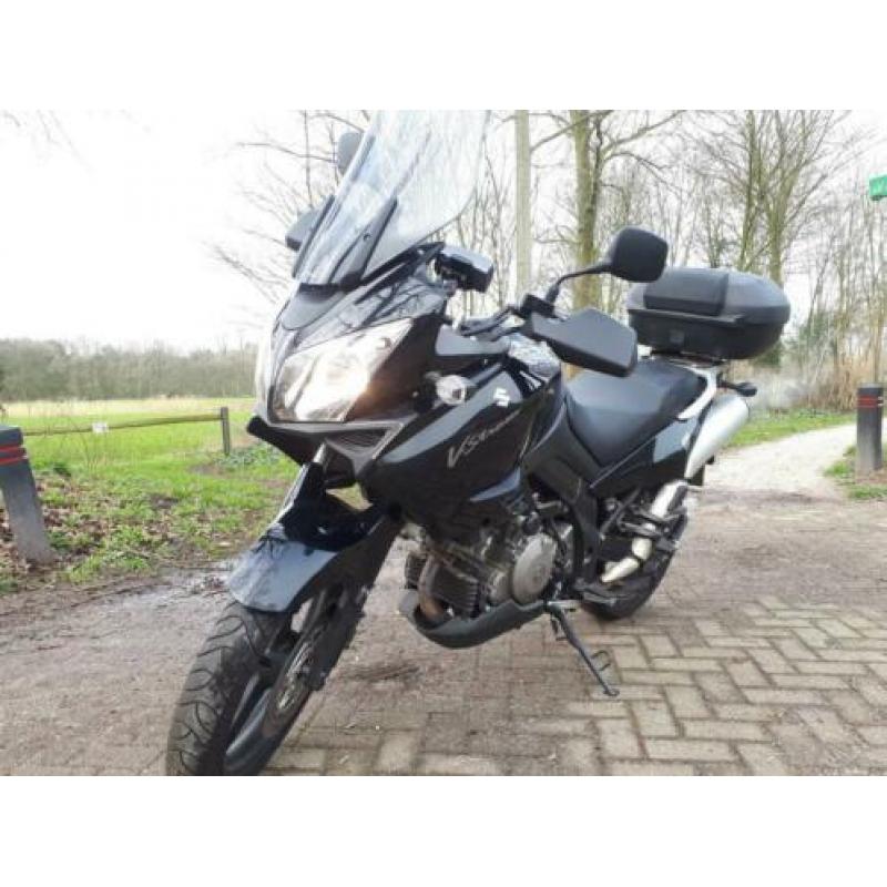 Suzuki DL1000 V-Strom, Zwart, 20724km, Middenbok, Schadevrij