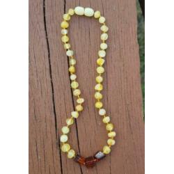 ?amber-barnsteen ketting/necklase voor kinderen/volwassenen?