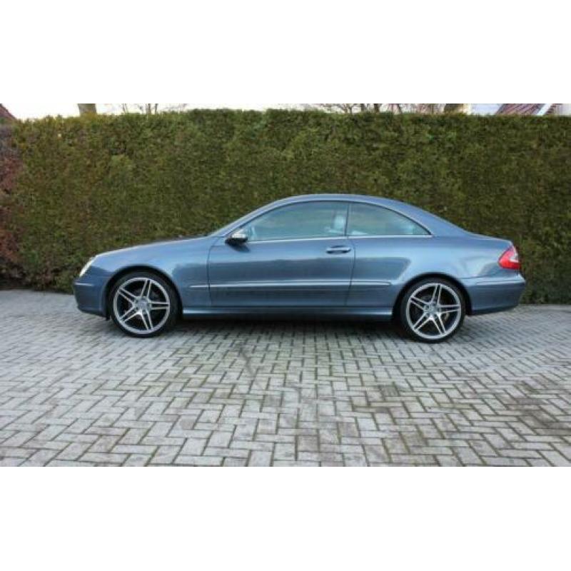 Mercedes-benz CLK-klasse Coupé 320 Elegance