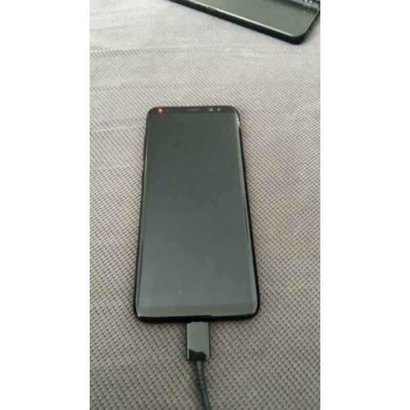 Samsung Galaxy S8 black 64gb + lader