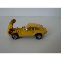 Corgi Juniors E-Type Jaguar 2+2 geel