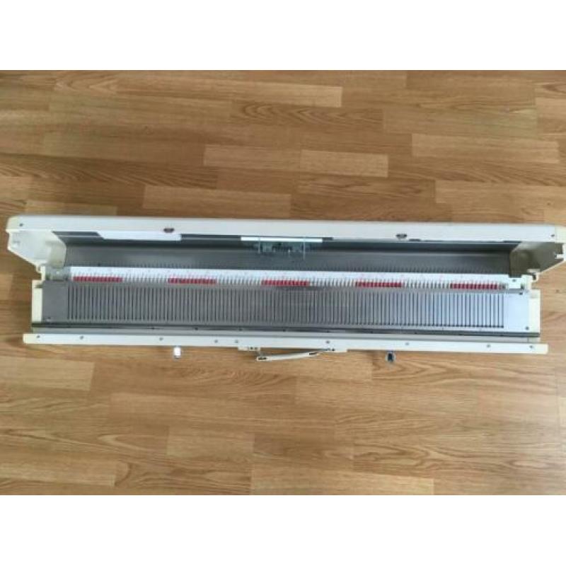 Breimachine Empisal Knitmaster 151