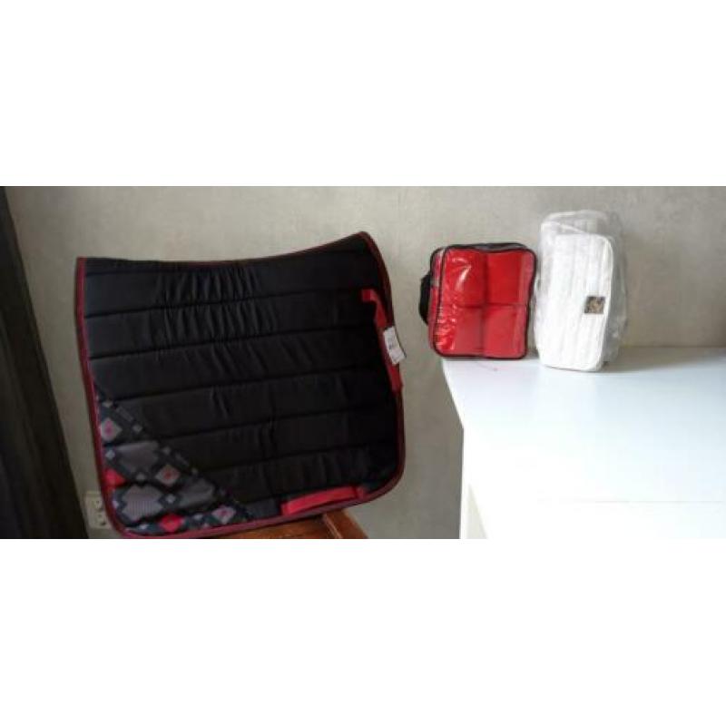 Full dressuur set rood