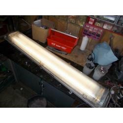 KweekLamp Groeilamp TL-Bak +2 Lampen 120cm Wit of Blauw IP65