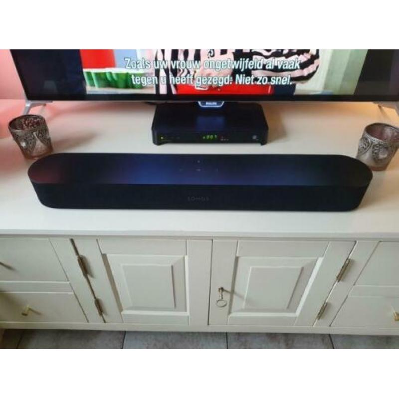 Sonos Beam soundbar zwart in nieuwstaat met de factuur.