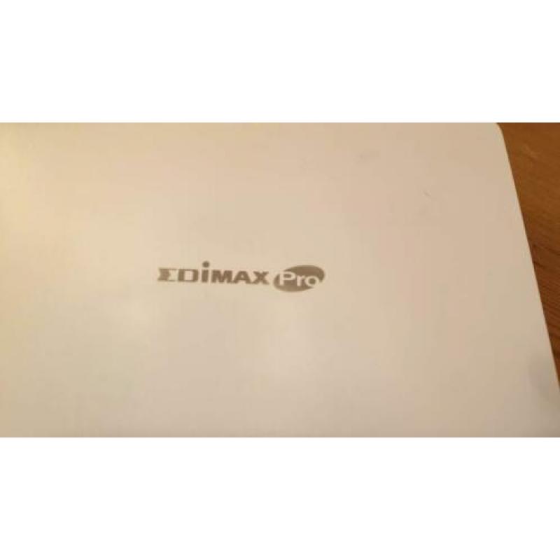 3 x Wifi AccessPoint Edimax Pro WAP1750 PoE zonder Voeding