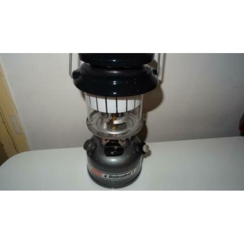 Coleman Unleaded 1 benzine lamp/lantaarn met 8 nieuwe gloei