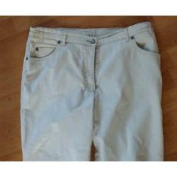 Gardeur Beige broek. Als nieuw maat 44