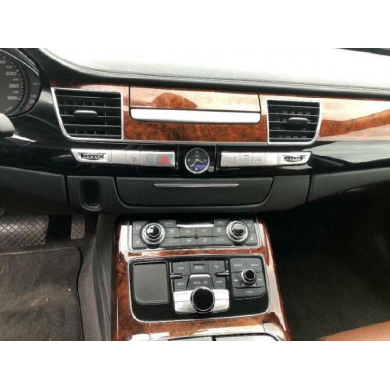 Audi A8 4.2 FSI Quattro Pro-Line + " Zeer Mooi "