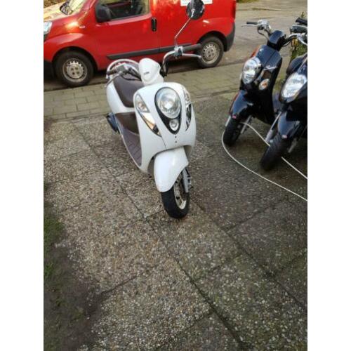 Te koop Sym Mio
