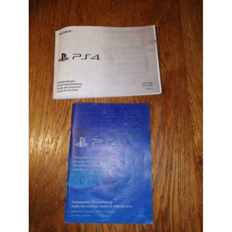 Playstation 4, 500GB Slim incl 2 controllers+7 games te koop