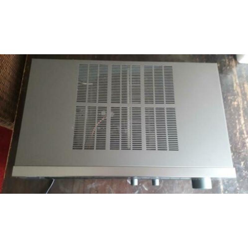 Yamaha Natural Sound Prosessor DSP-E390