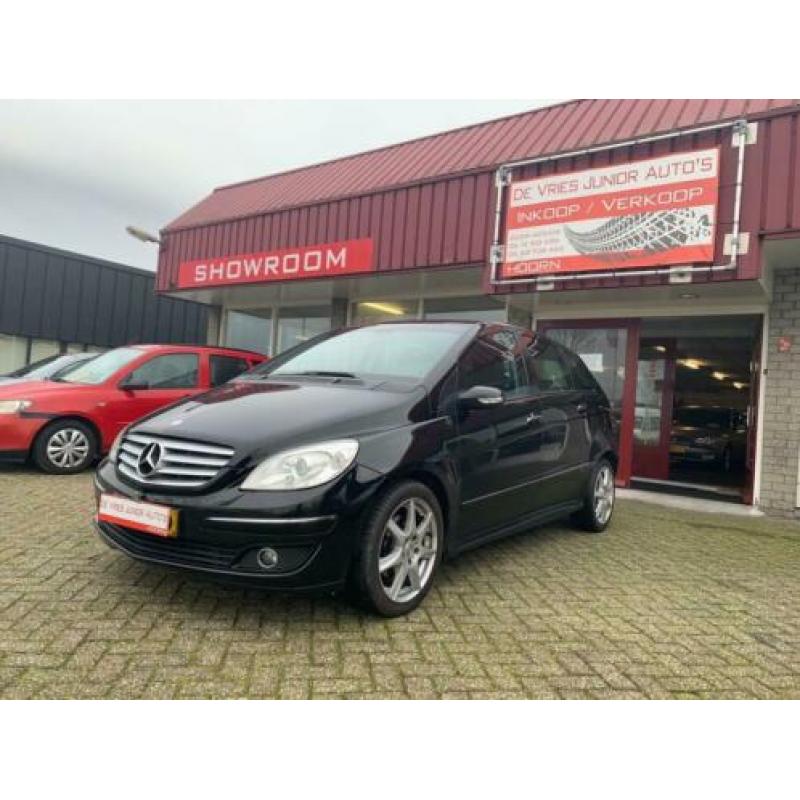 Mercedes-Benz B-klasse 180 CDI apk november boekjes netjes i
