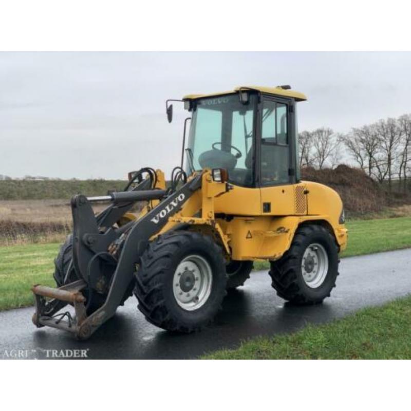 Volvo L30B