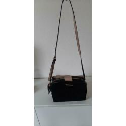 River Island tas