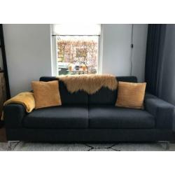 Mooie 3 zits bank kleur antraciet/zwart