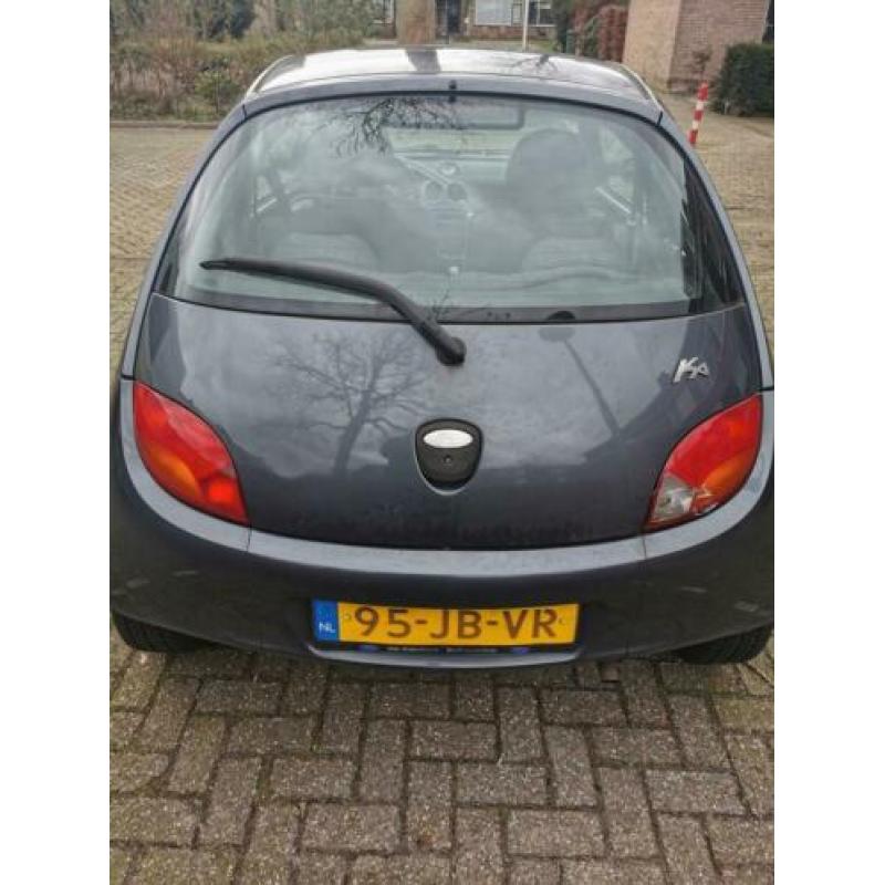 Loop of sloop Ford KA 1.3 I 44KW 2002 Grijs