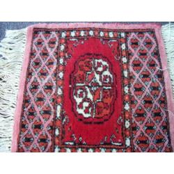 Traditioneel handgeknoopt pakistaans kleed/tapijt LxB 39x29