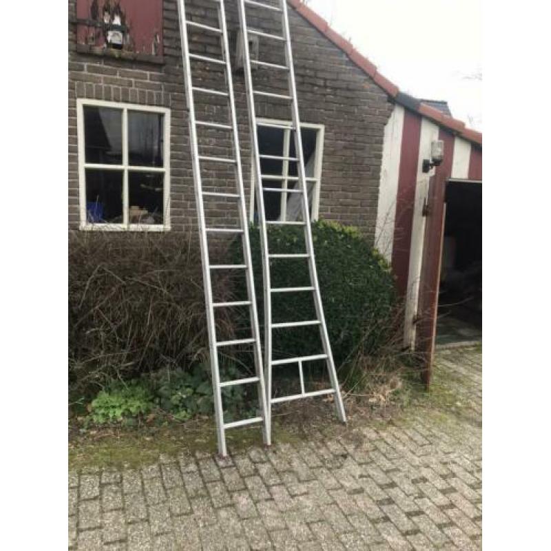 Tweedelige ladder