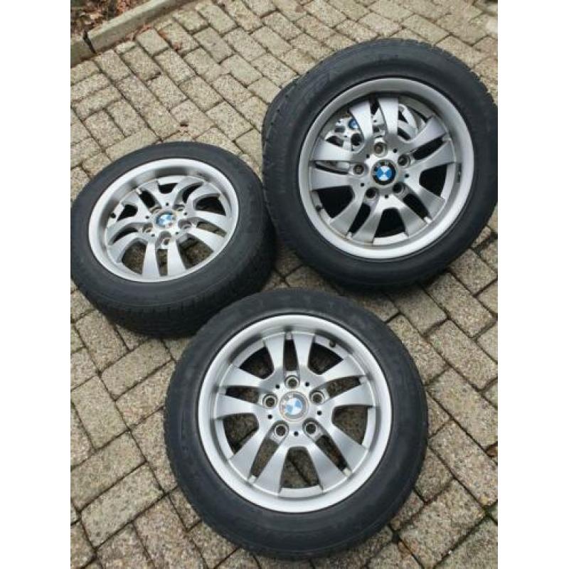 BMW 3 serie winterbanden en velgen 4.0 mm 16 inch .