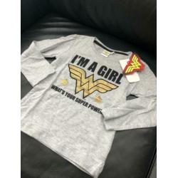 Nieuw Wonder Woman maat 92 trui