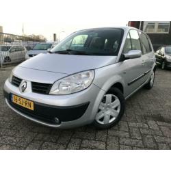 Renault Scénic 2.0-16V Dynamique Comfort / APK 2021