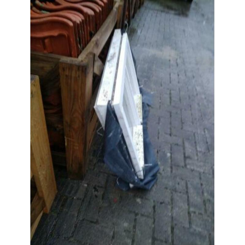 Mooie hardhouten kozijnen
