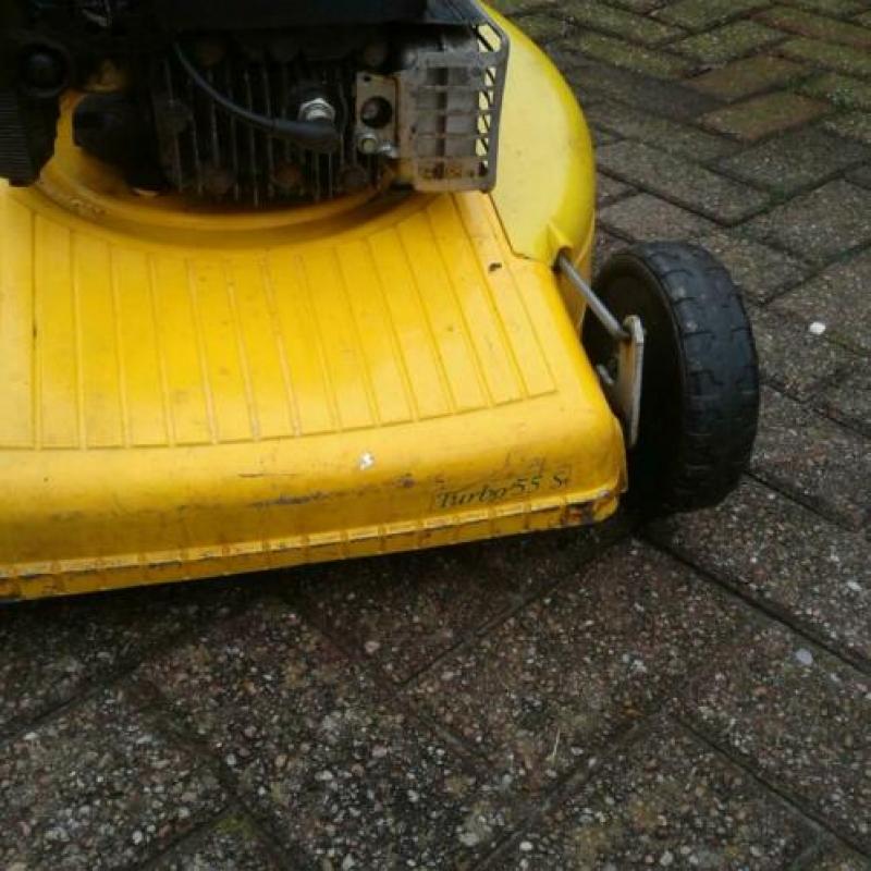 Stiga grasmaaier Met wielaandrijving benzine maaier