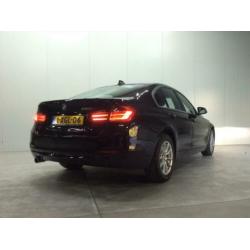 BMW 3-Serie 320i 184pk Aut Executive