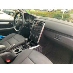 Mercedes-Benz B-klasse 180 CDI apk november boekjes netjes i