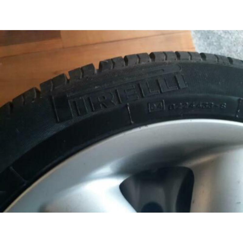 ABARTH velgen met PIRELLI banden 175/50 R14
