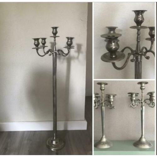 zware 1 meter hoge kandelaar en 2 5-arms tafel kandelaars