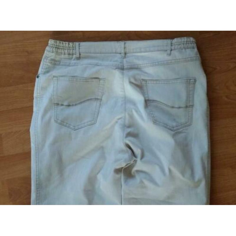 Gardeur Beige broek. Als nieuw maat 44