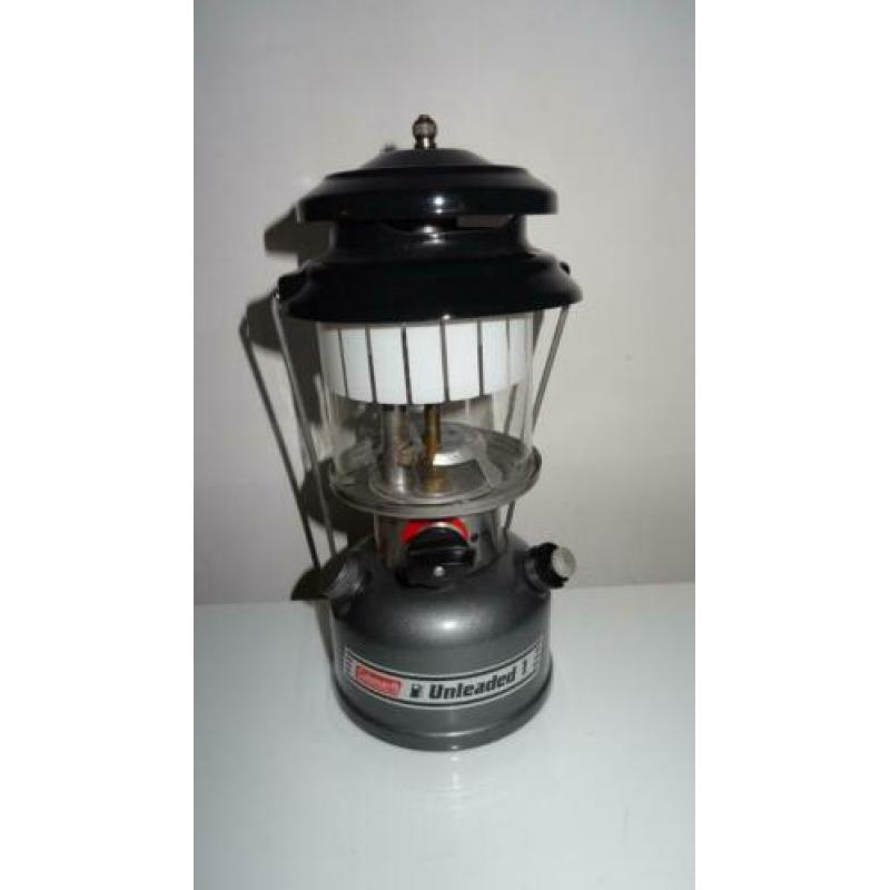 Coleman Unleaded 1 benzine lamp/lantaarn met 8 nieuwe gloei