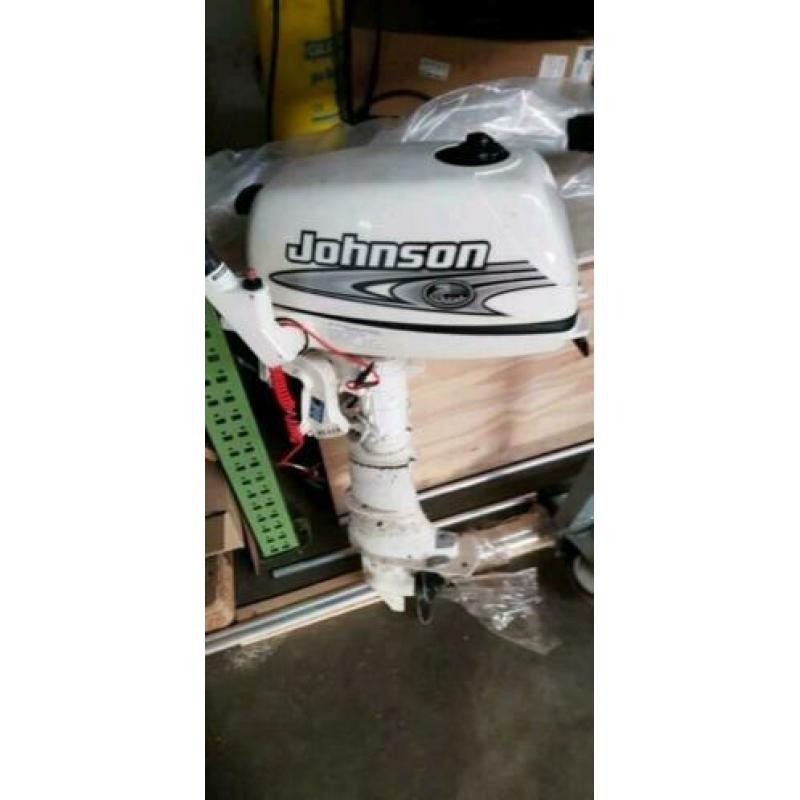 Johnson 5 pk 2 takt als nieuw weinig gebruikt