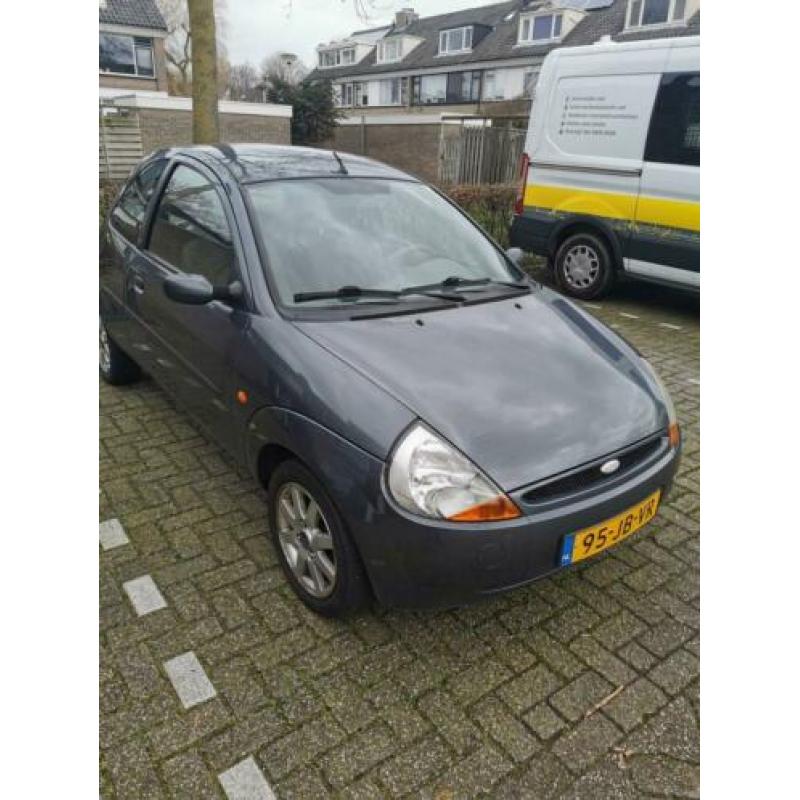 Loop of sloop Ford KA 1.3 I 44KW 2002 Grijs