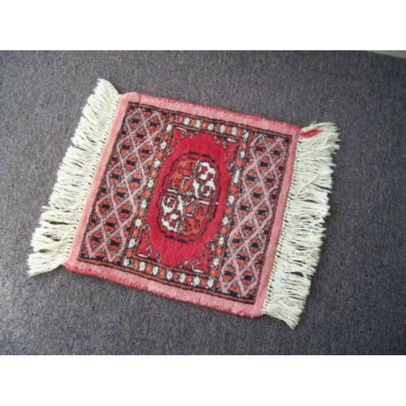 Traditioneel handgeknoopt pakistaans kleed/tapijt LxB 39x29
