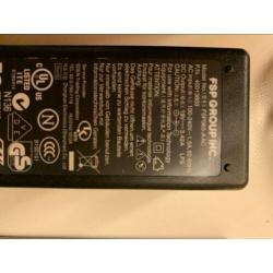 Accu opladers 4 stuks HP en Compaq