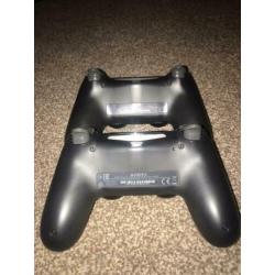 PlayStation 4, 500gb, 2 controllers en Fifa 20