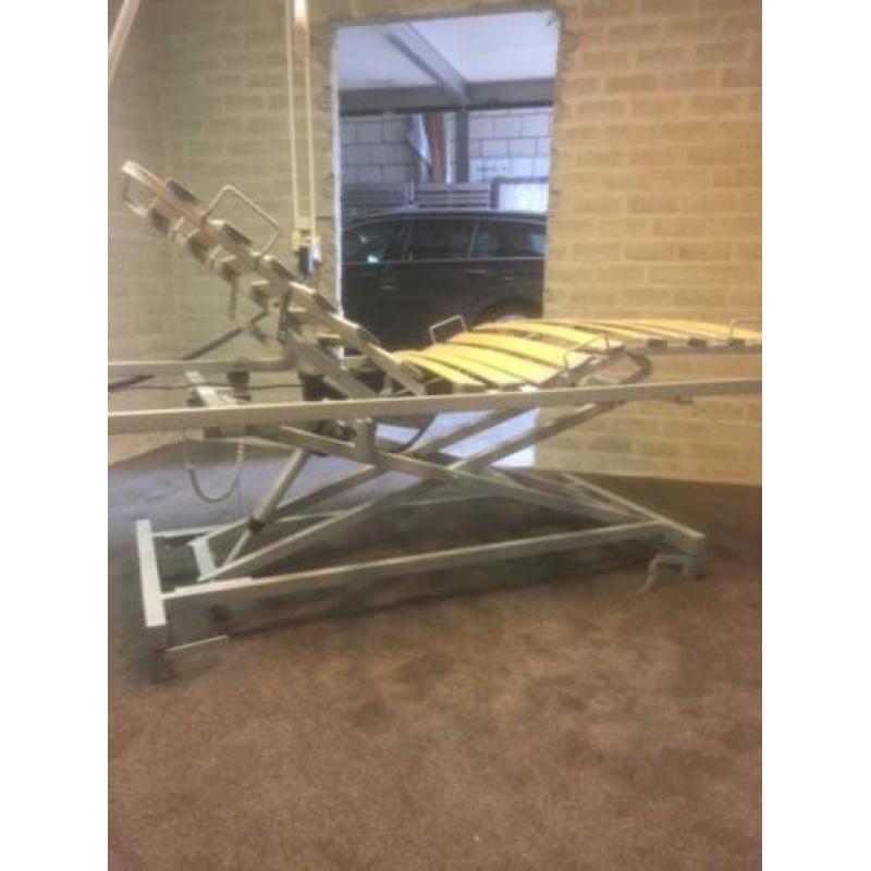 Verzorgingsbed lift 90/200